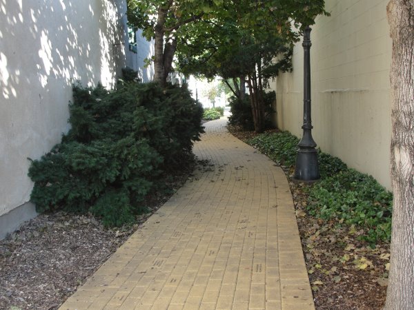 Yellow brick road