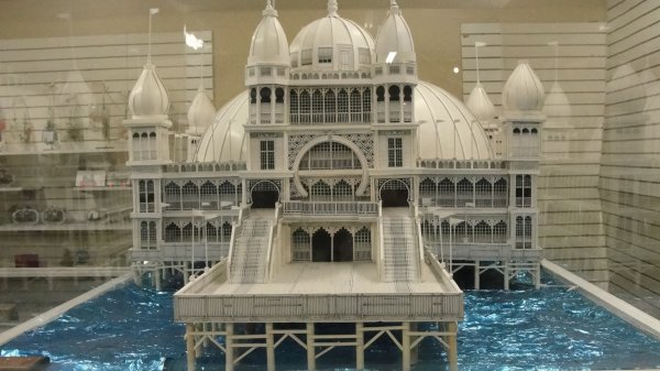 a model of the original saltair